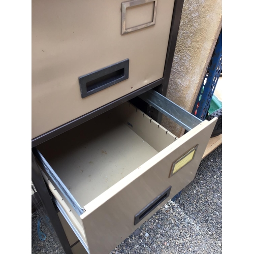 74 - 4 DRAWER METAL FILING CABINET NO KEYS