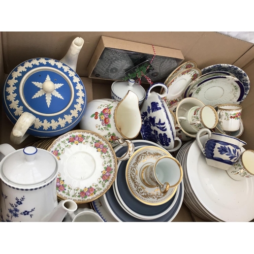 207 - 4 BOXES OF CHINA TO INCLUDE BLUE AND WHITE, MASONS ETC