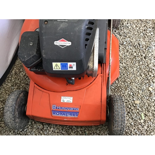 211 - HUCAVANA PETROL MOWER WITH BRIGGS AND STRATTON ENGINE SPARES AND REPAIRS