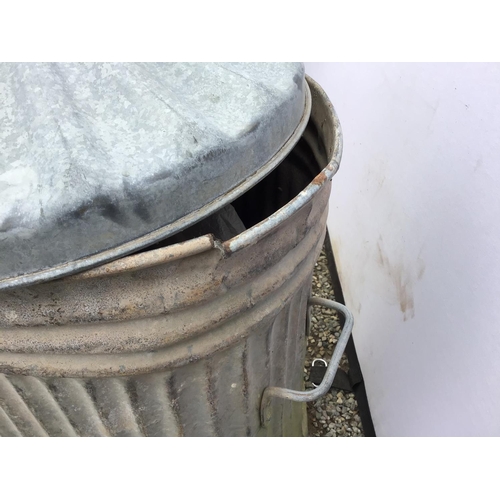 252 - GALVANISED DUSTBIN AND FIRE BASKET