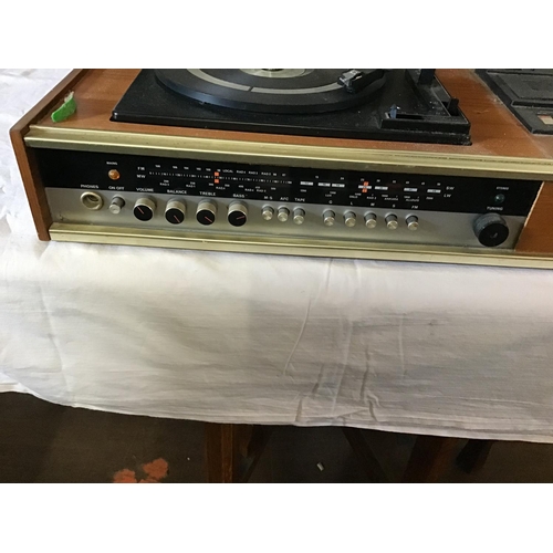 474 - FALCON VINTAGE STEREO AND SPEAKERS