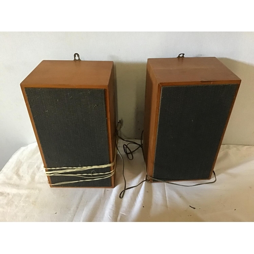 474 - FALCON VINTAGE STEREO AND SPEAKERS