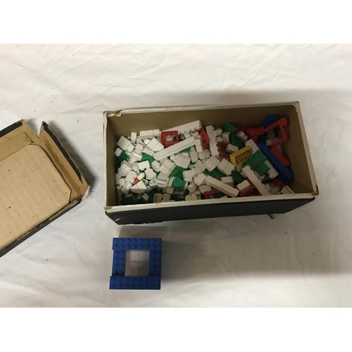 508 - BOX OF EARLY LEGO AND BAYKO