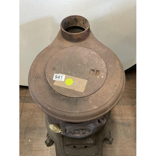 541 - EARLY CAST IRON POT BELLY STOVE
H 30