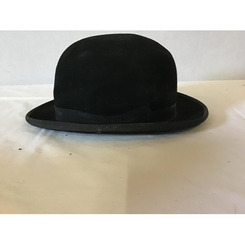 268 - TOP HAT MINK STOAL MILITARY CAP