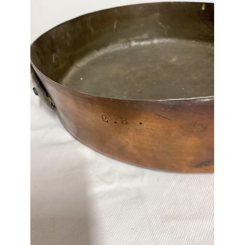 339 - LARGE GEORGIAN COPPER PAN AND HEAVY BRASS MORTAR AND PESTLE