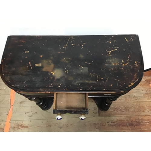 394 - VICTORIAN DUTCHESS WASH STAND WITH SINGLE DRAWER AND CERAMIC KNOBS 
35 X 16