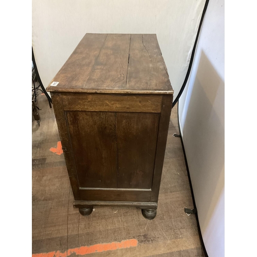 544 - EARLY GEORGIAN OAK 2 OVER 3 BEDROOM CHEST
23.5 X 21