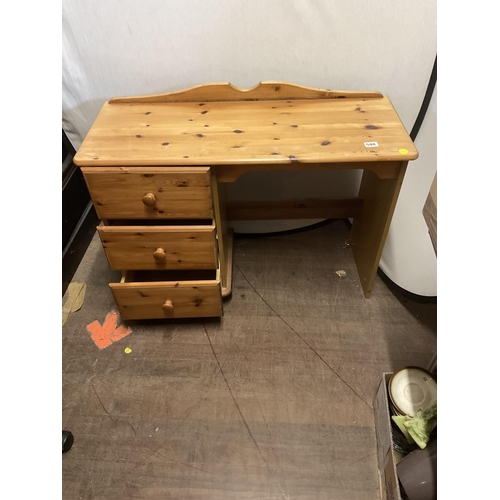 548 - MODERN PINE 3 DRAWER DRESSING TABLE/DESK
40 X 16