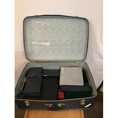 578 - 2 VINTAGE SUITCASES AND A BED TABLE AND A QTY OF JEWELLERY BOXES