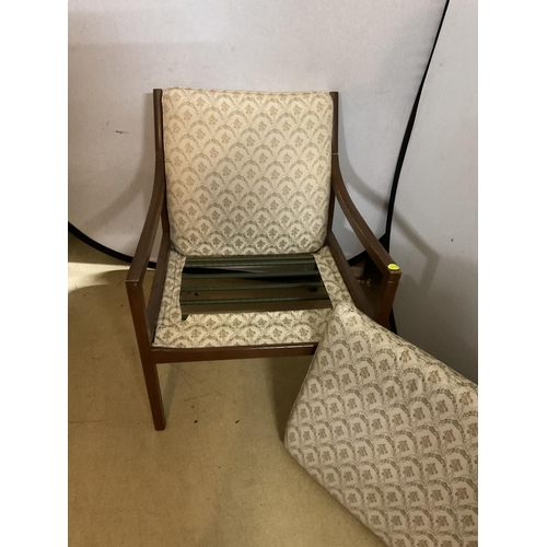 603 - RETRO PARKER KNOLL UPHOLSTERED ARMCHAIR