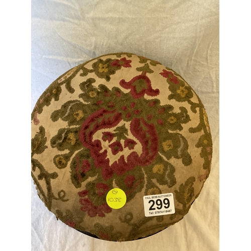 299 - VICTORIAN UPHOLSTERED FOOT STOOL WITH SPINDLE DECORATION