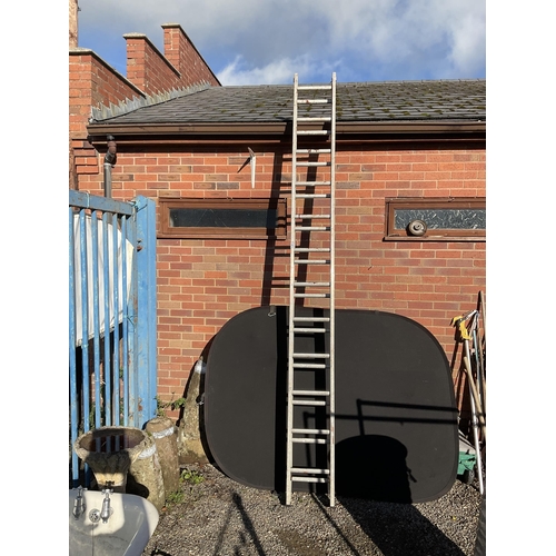 57 - ALIMINIUM EXTENDING LADDERS
