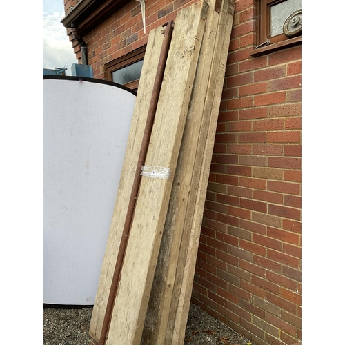 6 - QTY OF SCAFFOLDING BOARDS (X9 + 2 HALF'S) ETC
L 96