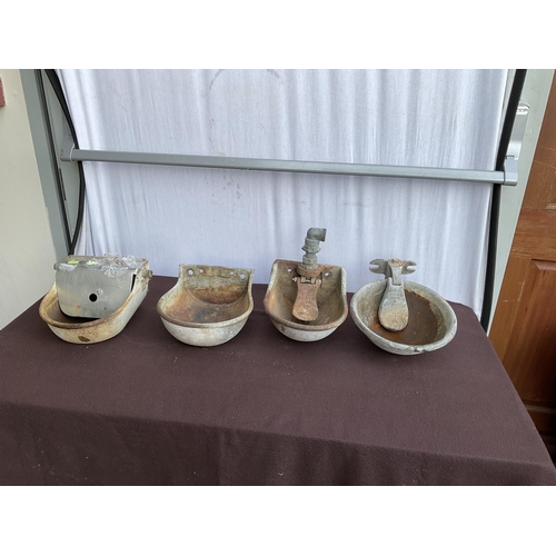 28 - 4 VINTAGE DRINKING BOWLS