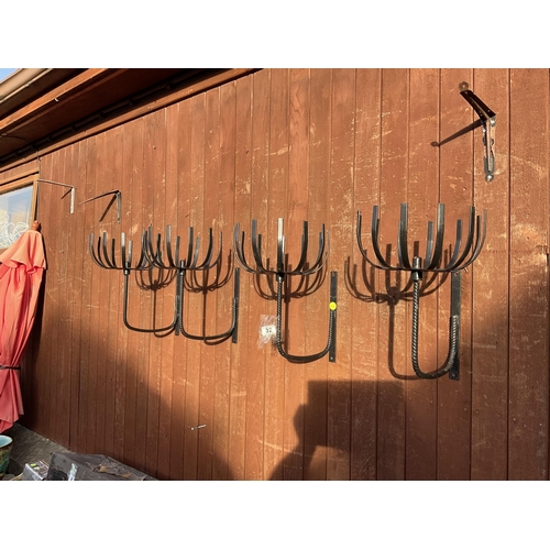 32 - 4 HANGING BASKET HOLDERS