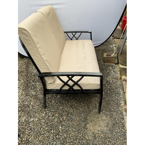 69 - GARDEN PATIO SEAT COMPLETE WITH CUSHIONS
L 45