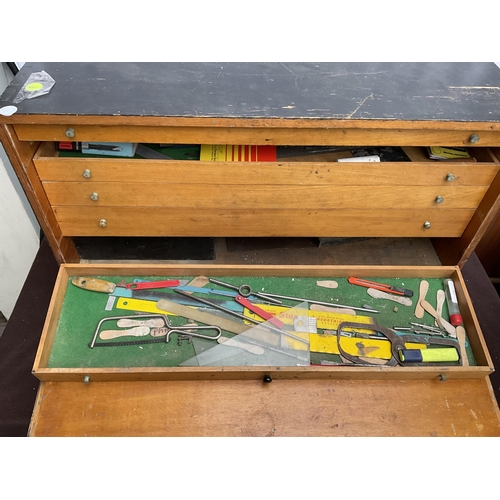 179 - CARPENTERS BOX FITTED WITH DRAWERS AND CONTENTS
L 34