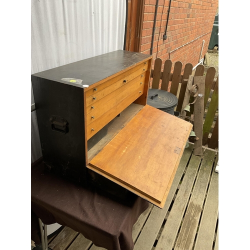 179 - CARPENTERS BOX FITTED WITH DRAWERS AND CONTENTS
L 34