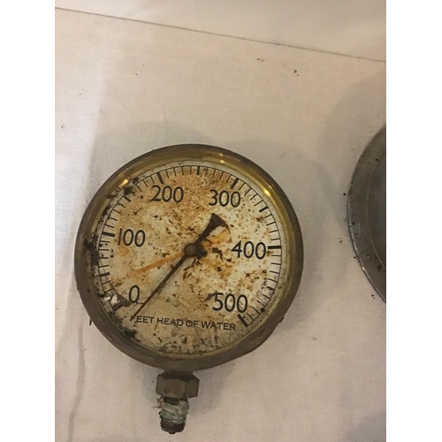 287 - 8 VINTAGE PRESSURE GAUGES