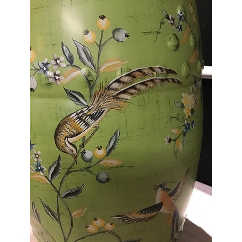 370 - VINTAGE ORIENTAL HAND PAINTED SEAT DECORATED WITH BIRDS AND FOLIAGE
H 18