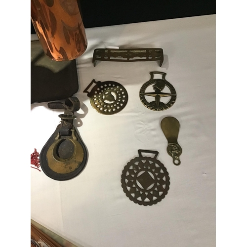 378 - QTY OF COPPER AND BRASS ITEMS AND A MUSICAL DOG DECANTER TO INCLUDE COPPER MEASURES