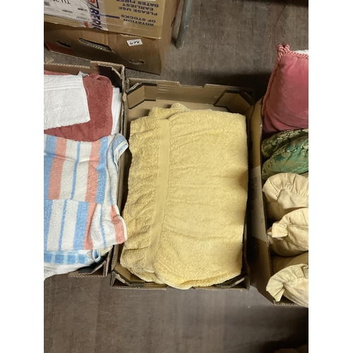 479 - 6 BOXES OF BLANKETS BEDDING SCATTER CUSIONS ETC