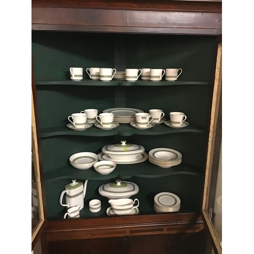 399 - VICT INLAYED MAH DOUBLE CORNER CUPBOARD WITH GLAZED TOP(china not included) 
W 48