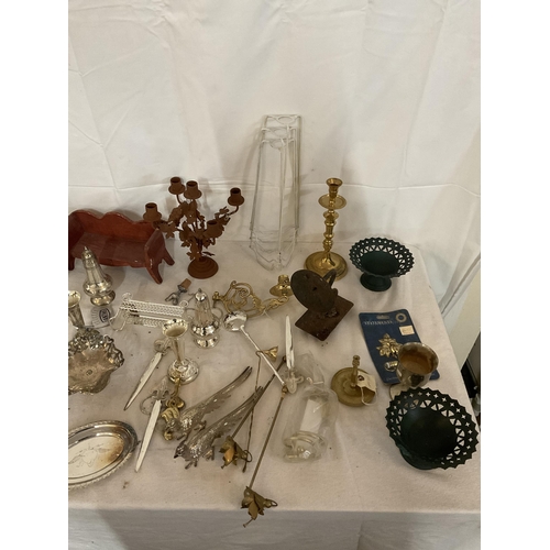 447 - 2 CRATES OF METALWARE TO INC SILVER PLATED ITEMS CANDLESTICKS ETC