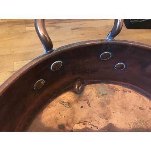 452 - VICT COPPER PAN AND KETTLE