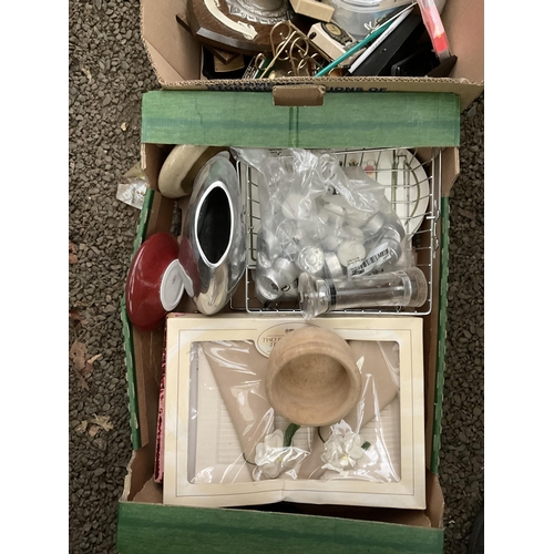 104 - 6 BOXES OF ODDS TO INC CUSHIONS, CAST IRON COOKING PANS ETC