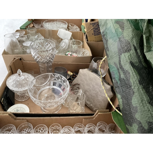 113 - 6 BOXES OF GLASSWARE TO INCLUDE COLOURED GLASS ETC