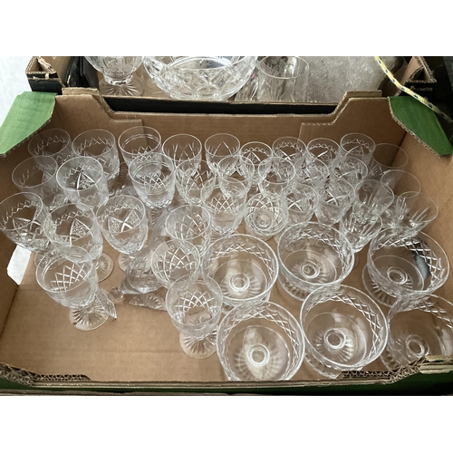 113 - 6 BOXES OF GLASSWARE TO INCLUDE COLOURED GLASS ETC