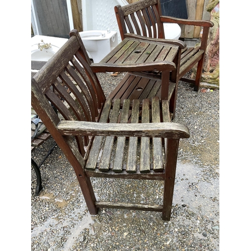 124 - WOODEN GARDEN LOVERS SEAT