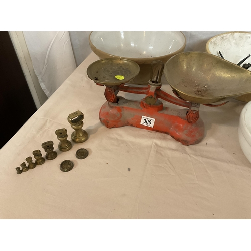 300 - SCALES, WEIGHTS AND MIXING BOWLS ETC