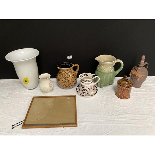 9 - BOX OF ODDS TO INCLUDE JUGS, VASES AND MASONS JUG AND PLATE