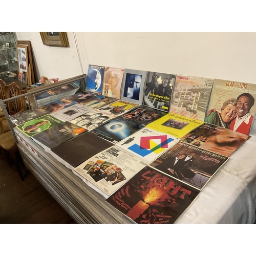 51 - 5 BOXES OF LPS AND SINGLES