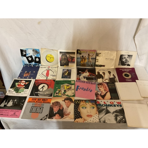 51 - 5 BOXES OF LPS AND SINGLES