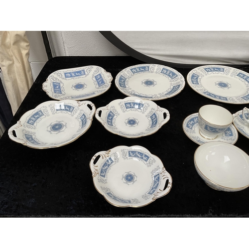 37 - COALPORT TEA & DINNER SERVICE REVELRY PATTERN - APPROX 34 PIECES