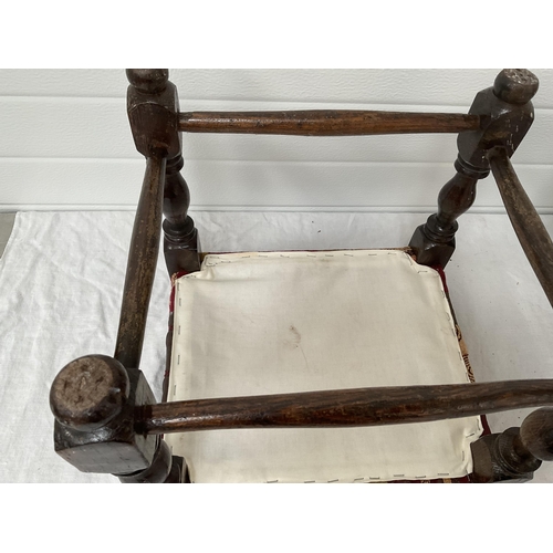 83 - VINTAGE BEECH CHAIR, FOOTSTOOL AND SMALL LAMP TABLE