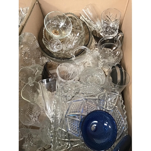 118 - 3 BOXES OF GLASSWARE