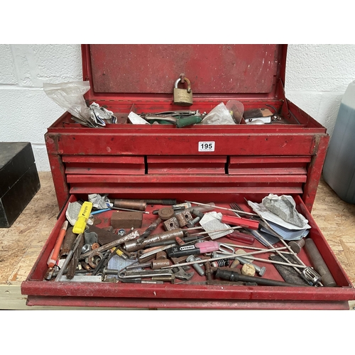 195 - WORKSHOP TABLETOP TOOL CHEST AND CONTENTS - H15