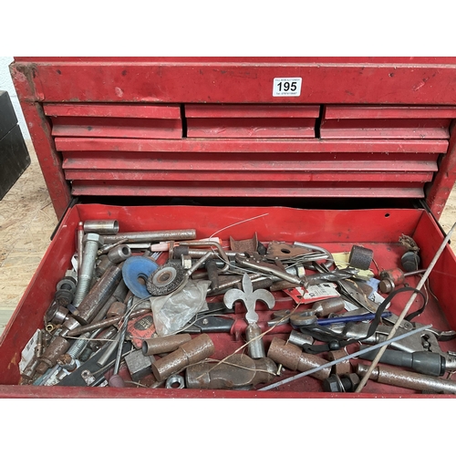 195 - WORKSHOP TABLETOP TOOL CHEST AND CONTENTS - H15