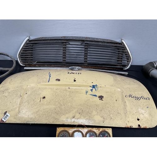 208 - QTY OF VINTAGE MINI PARTS TO INCLUDE, GRILL, BUMPER TRIM, PRESSURE CLOCKS, STEERING WHEEL EXHAUST MA... 