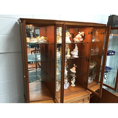 232 - VINTAGE STAG SANDRINGHAM TEAK GLAZED TOPPED 4 DOOR LOUNGE UNIT WITH BASE 4 DRAWERS FLANKED BY 2 DOOR... 