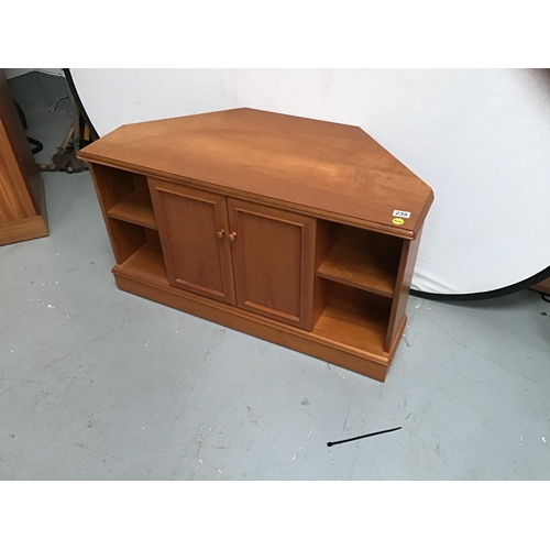 235 - STAG SANDRINGHAM RANGE CORNER FLAT SCREEN TV STAND - H21