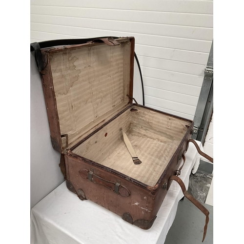 254 - VINTAGE TRAVELLERS CHEST - H13