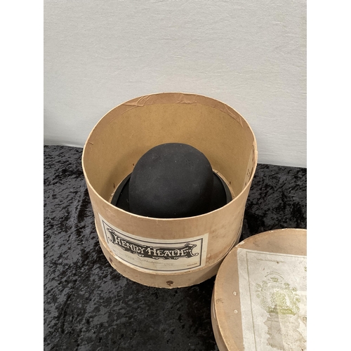 260 - VINTAGE BOWLER HAT COMPLETE WITH ORIGINAL BOX - HAT IS RUSSELL & ROBERTS OF SHREWSBURY