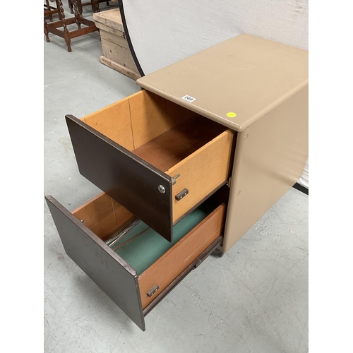 289 - VINTAGE 2 DRAWER FILING CABINET - H25