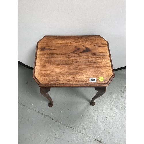 301 - OAK SEWING TABLE ON CABRIOLE LEGS - H21